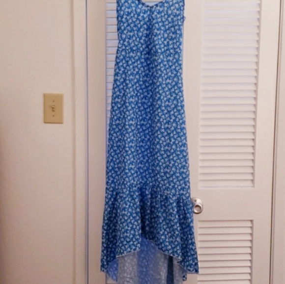 Maxi Dress with Tie Belt - Picture 3 of 4